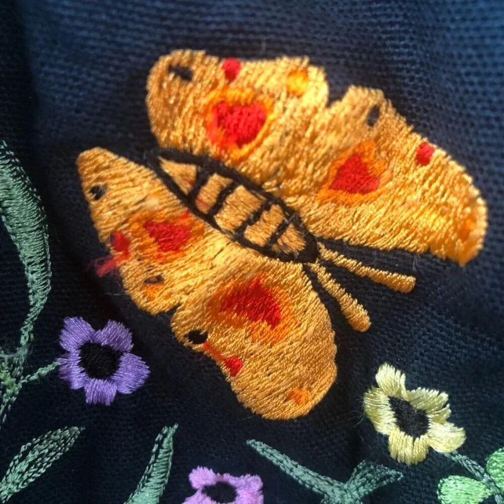 Quacker Factory Womens Black Jacket SZ 1X Embroidered Floral Butterflies *FLAWS* - Picture 6 of 16